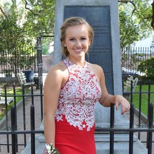 Meet your Posher, Mackenzie